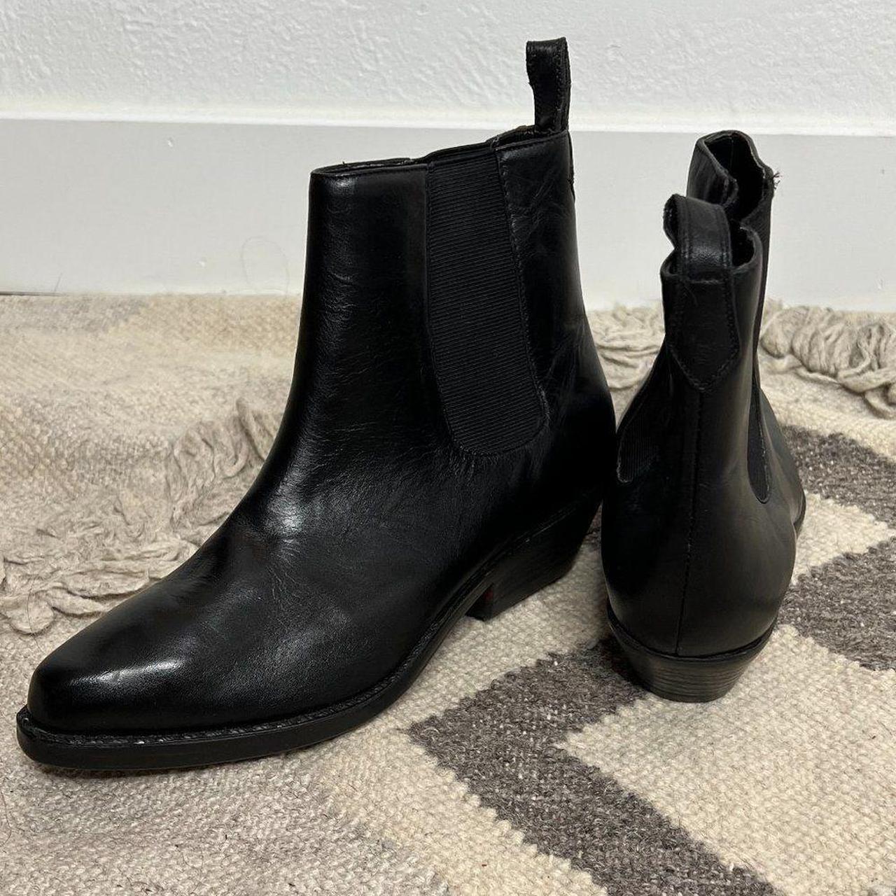 Super cute vintage boots side panels have elastic... - Depop