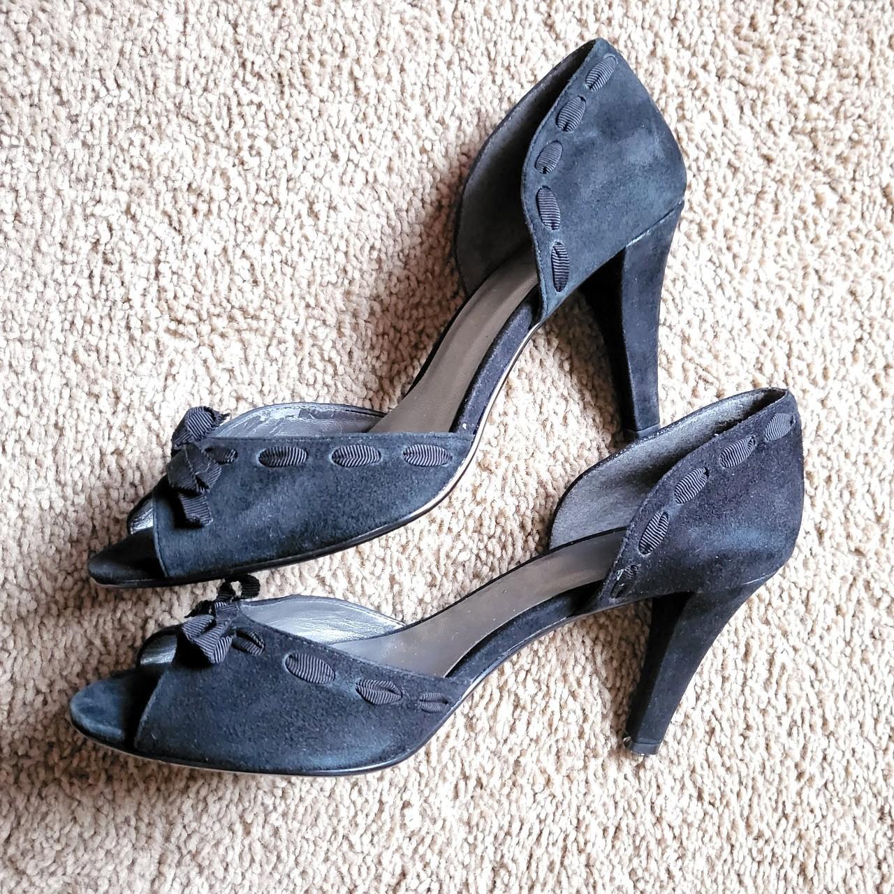 Ann taylor clearance loft heels