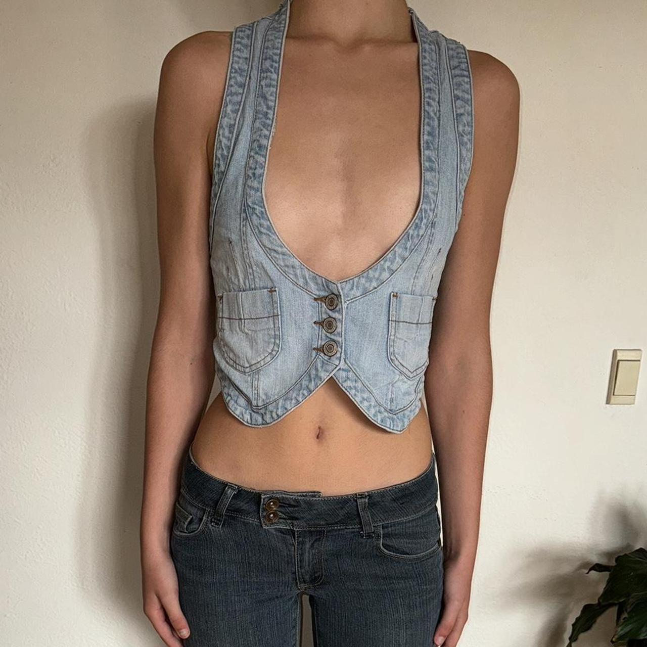 ⭐️DENIM VEST⭐️ 🤍Light wash denim vest, perfect for... - Depop
