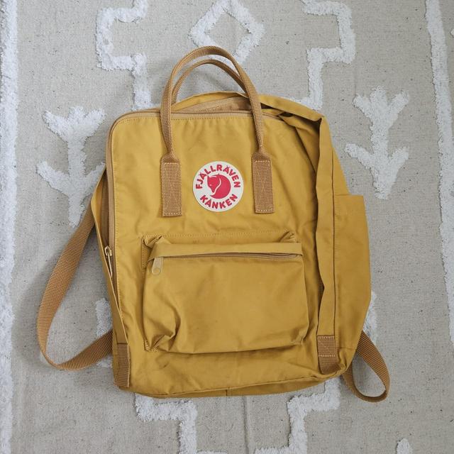 Fjallraven mustard 2024 yellow backpack