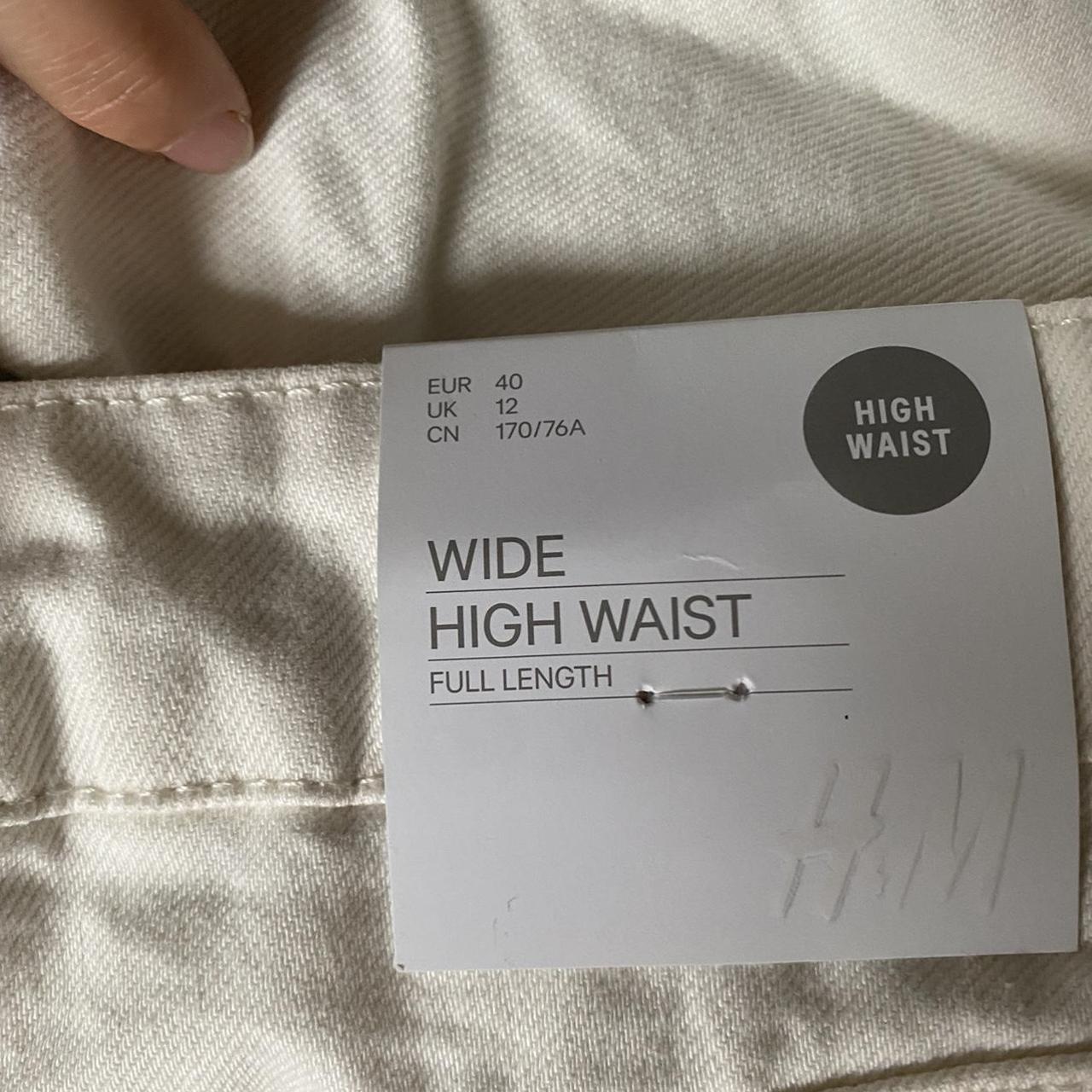 H&M Women's Cream Jeans Depop