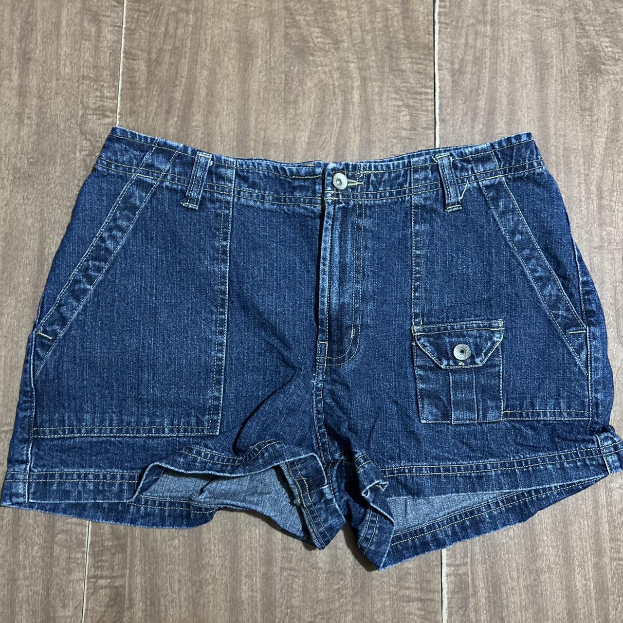 item listed by shoptimethreads