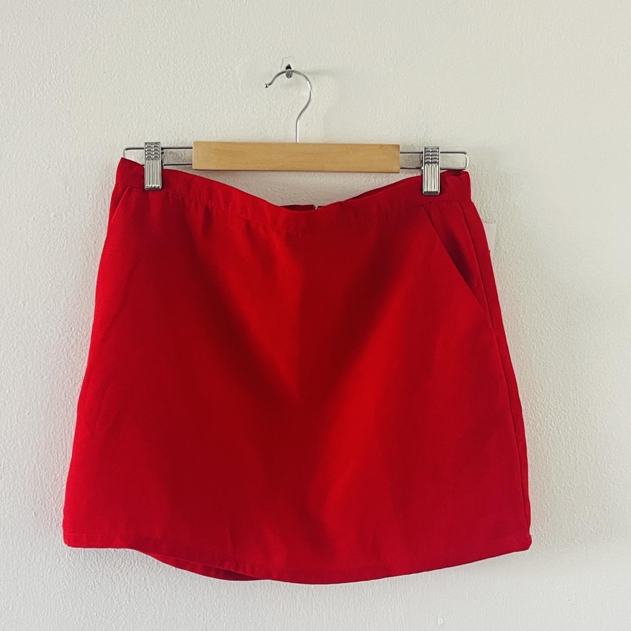 NWT forever21 red skirt. - Depop