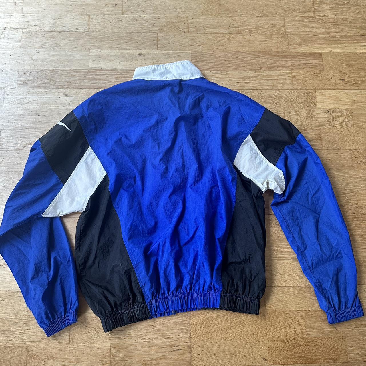 Nike Shell Jacket Blue/White/Black - Size Medium - Depop