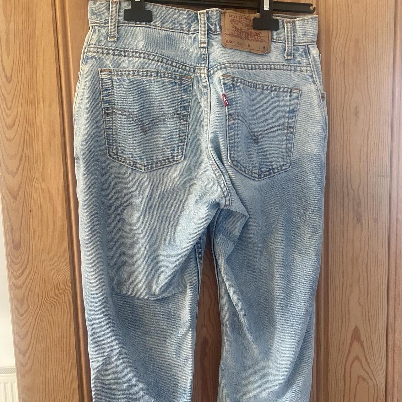 Vintage Levi’s straight leg jeans. Xs/S fit selling... - Depop