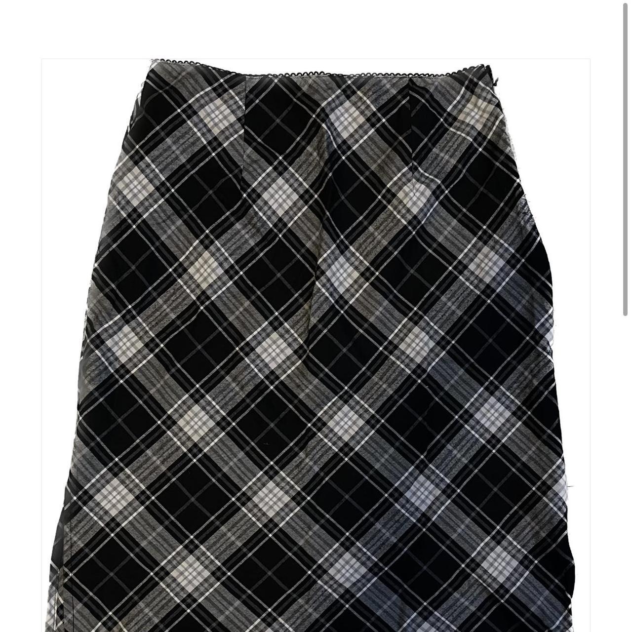 Women's Black and Grey Skirt | Depop