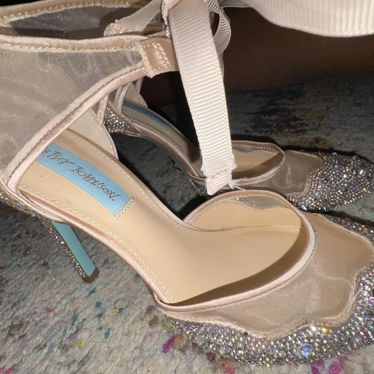 item listed by lonnieslane