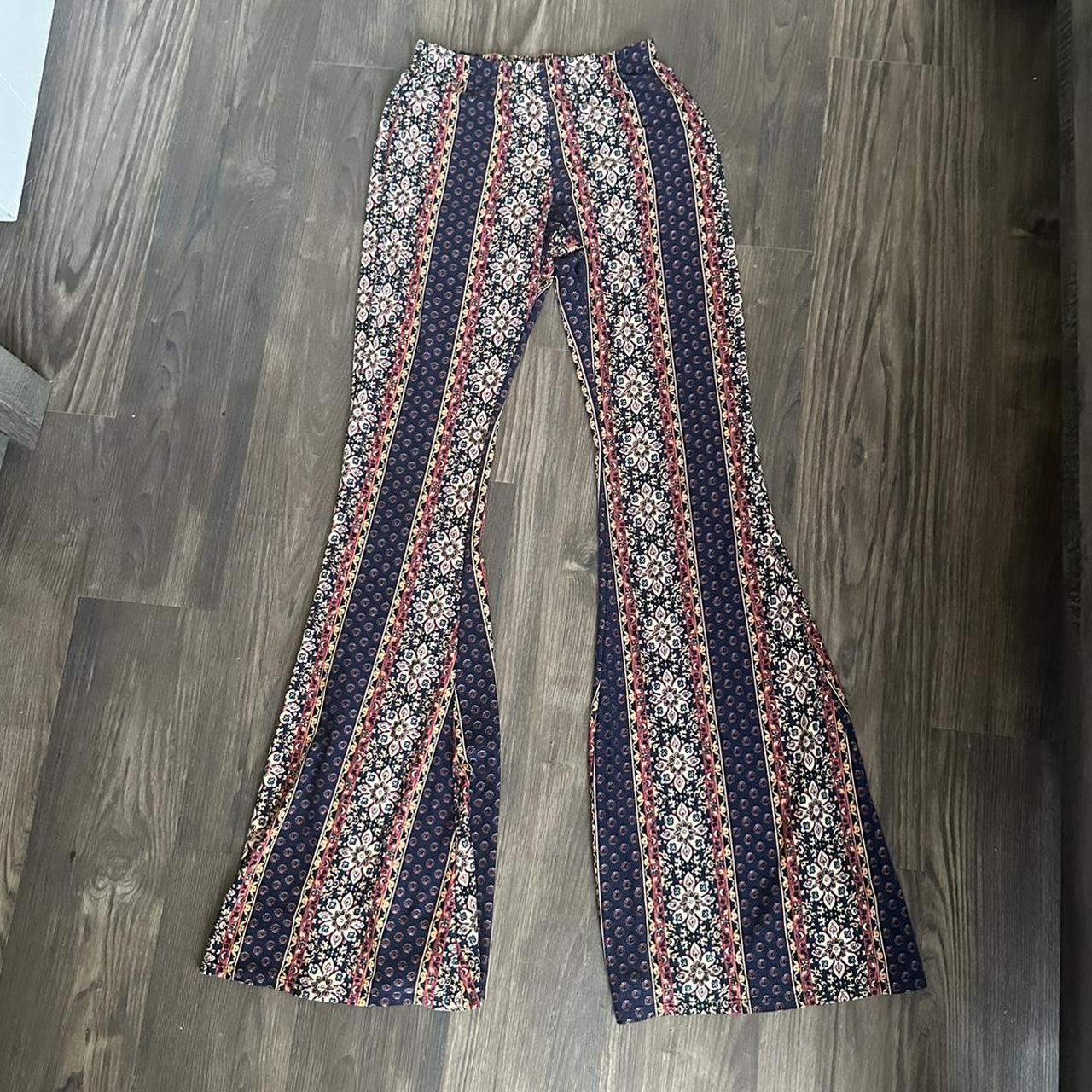 Forever 21 flare pants Depop