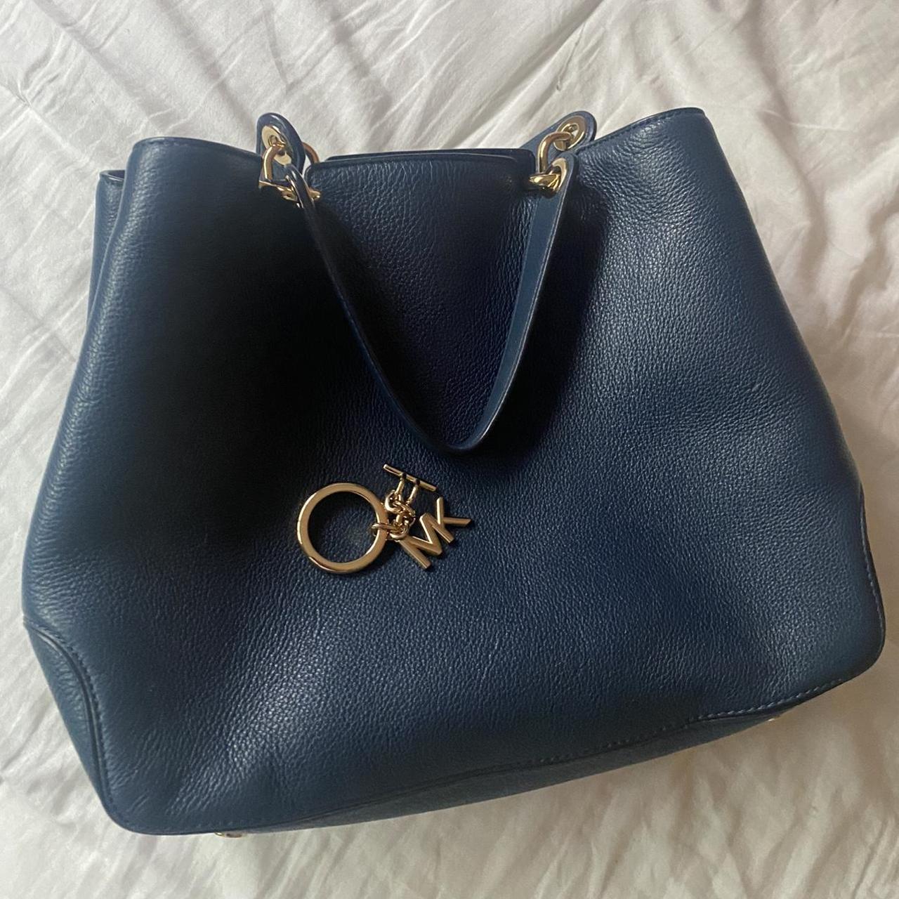 Navy Blue Michael Kors crossbody purse. Used and in - Depop