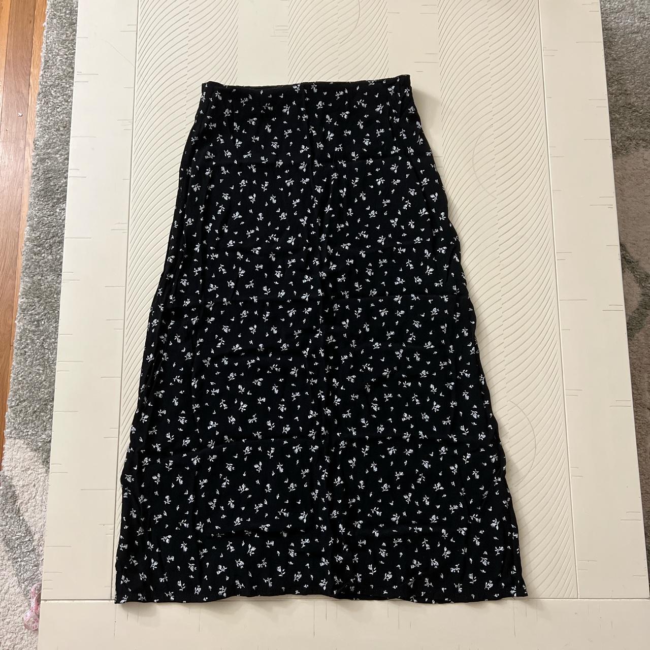 Brandy Melville Floral Midi Skirt gently worn in... Depop
