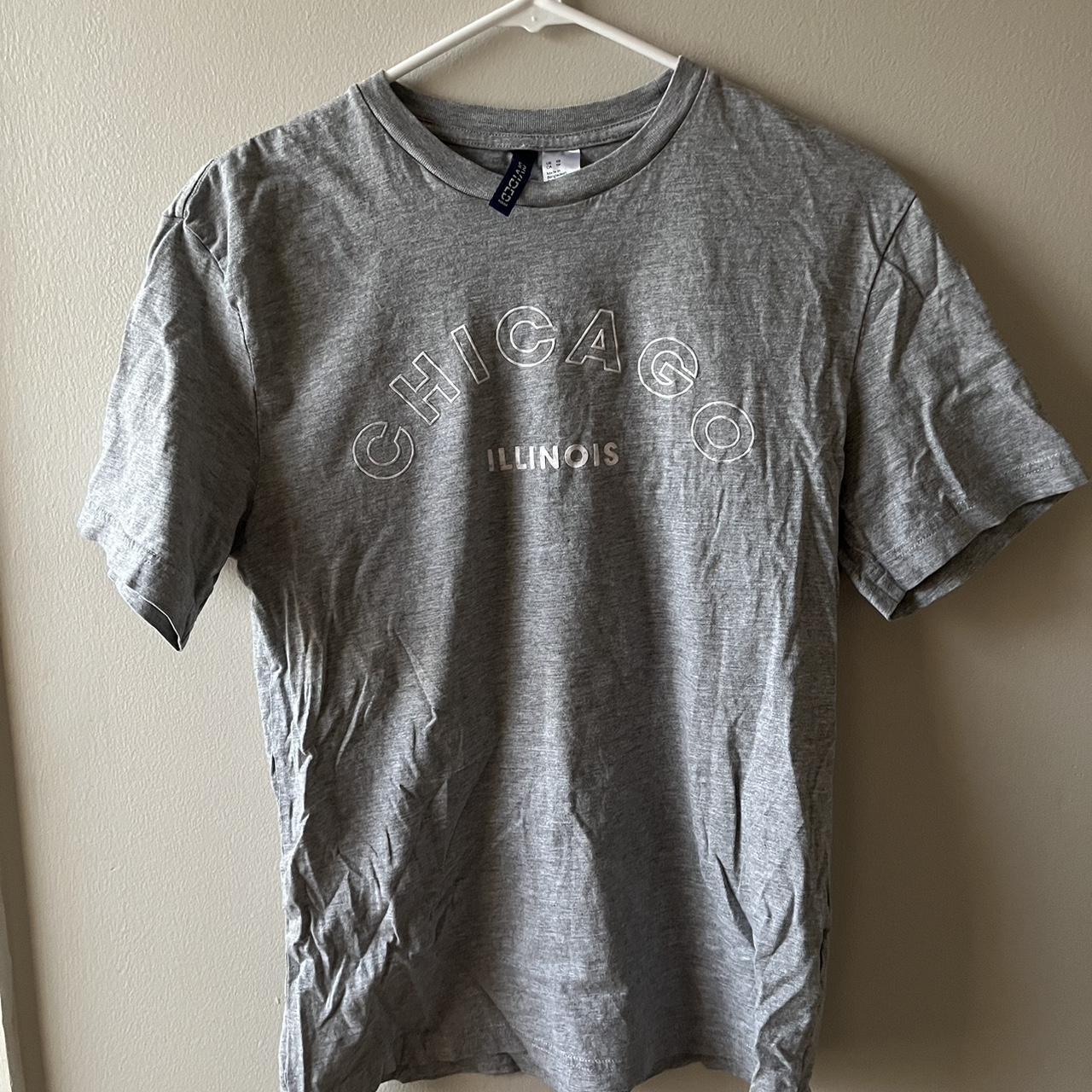 Divided H&M Chicago Illinois xs grey and white Depop