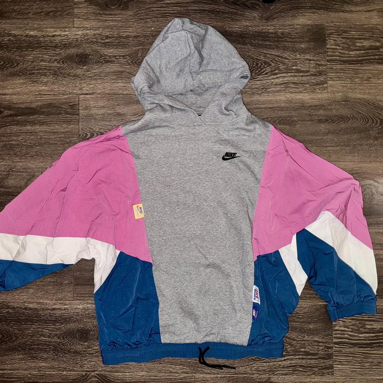 Nike hoodie discount pink and blue