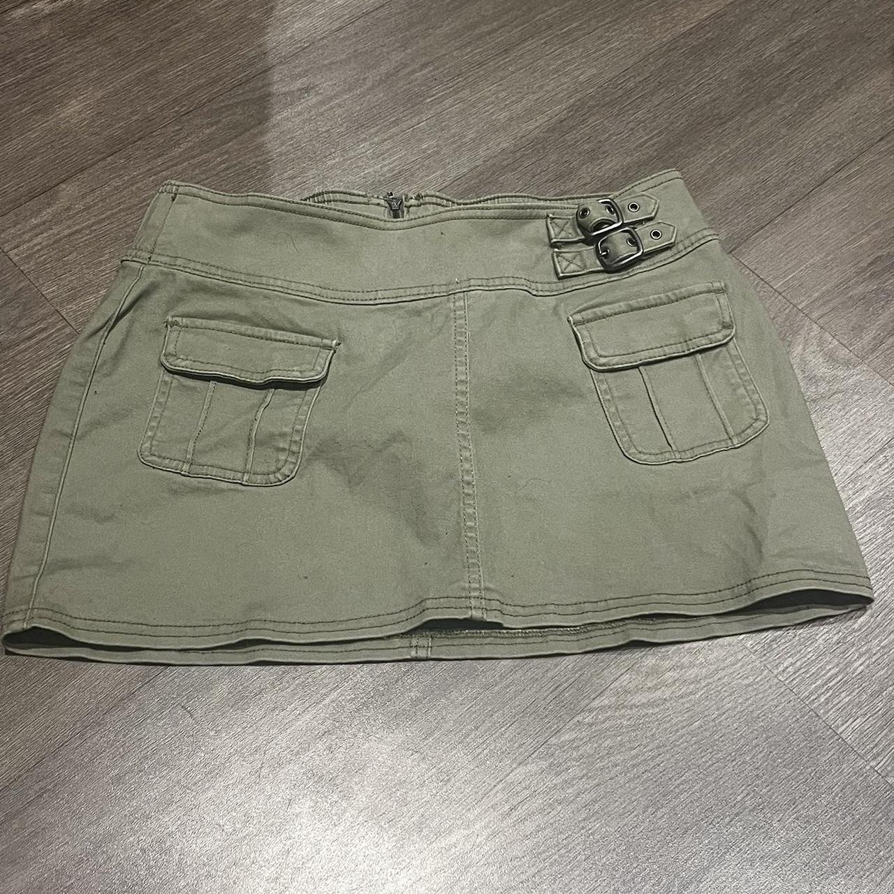 Hollister Co. Women's Khaki and Silver Skirt Depop