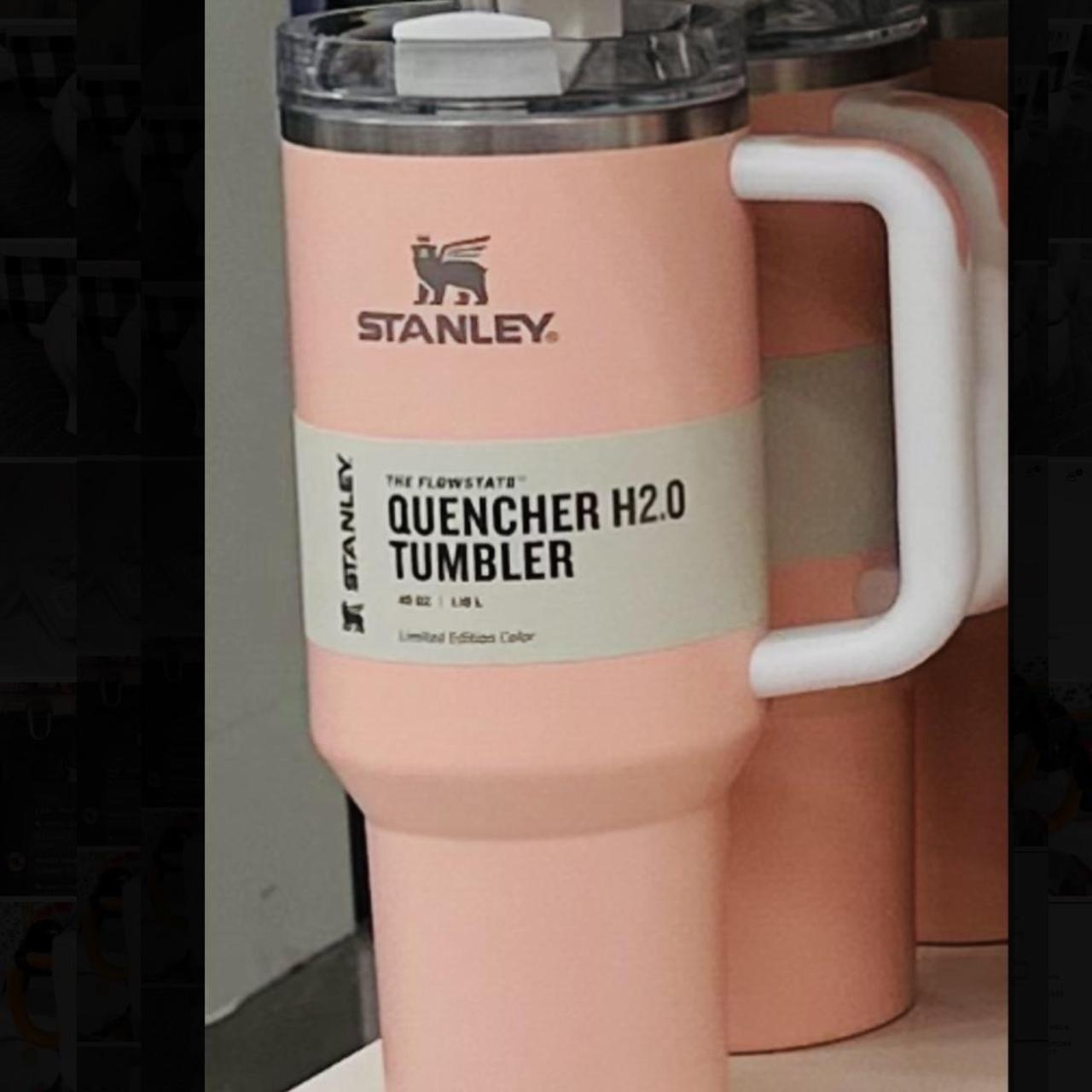 Stanley 40 oz Quencher tumbler Target Exclusive Peach