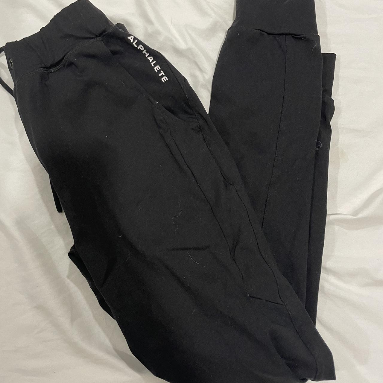 Alphalete store black joggers