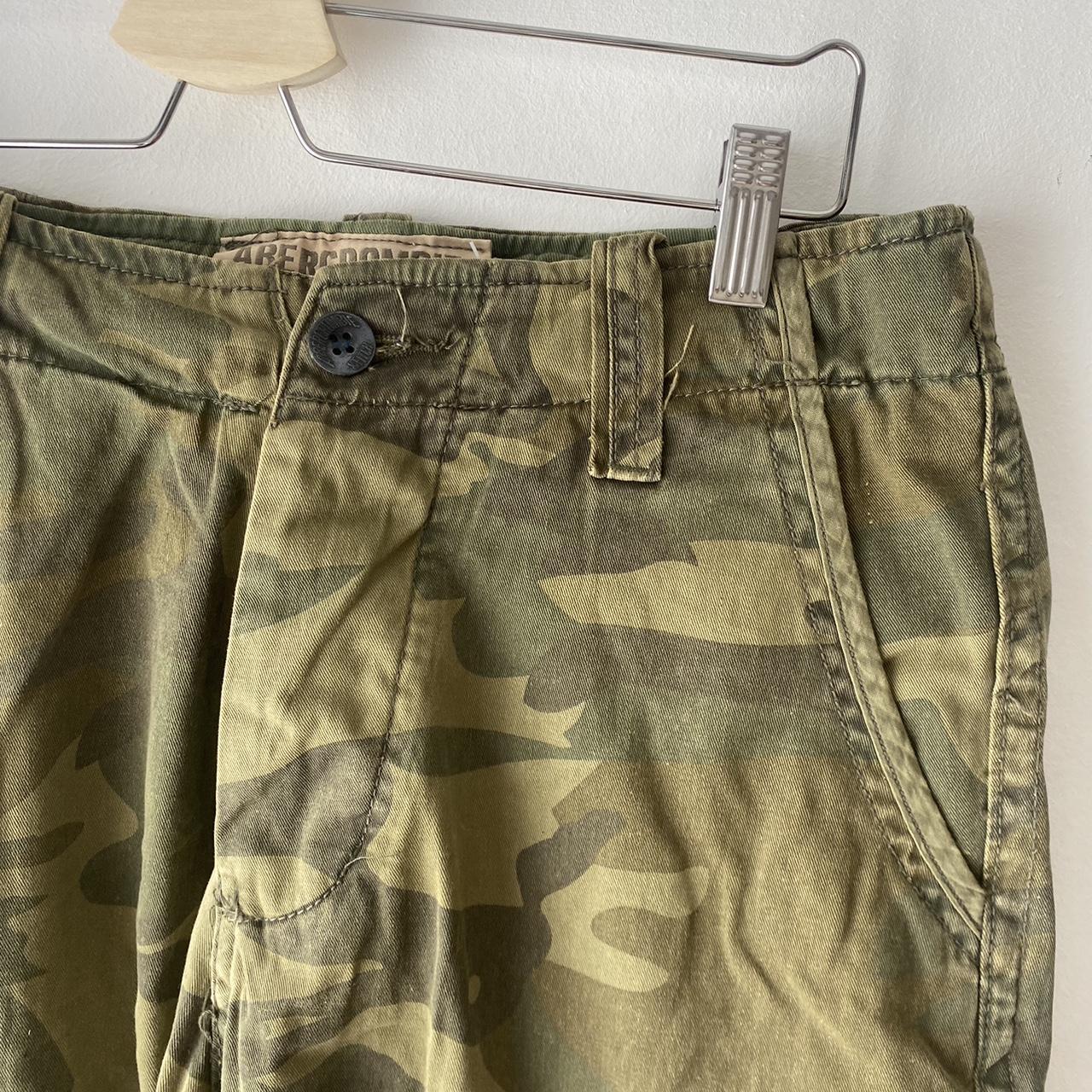 Cargo shorts Abercrombie and fitch Size-... - Depop