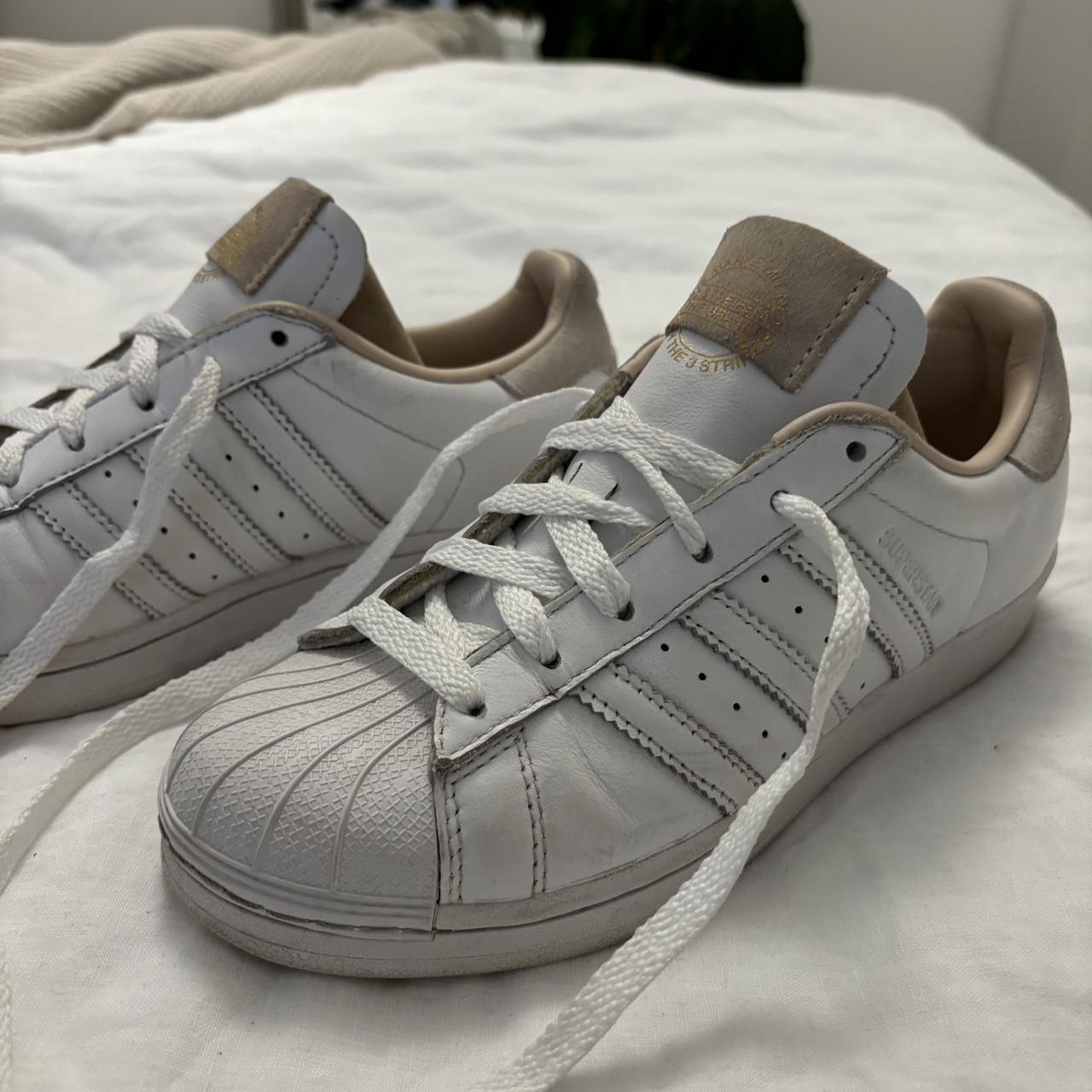 superstar trainers size 4.5