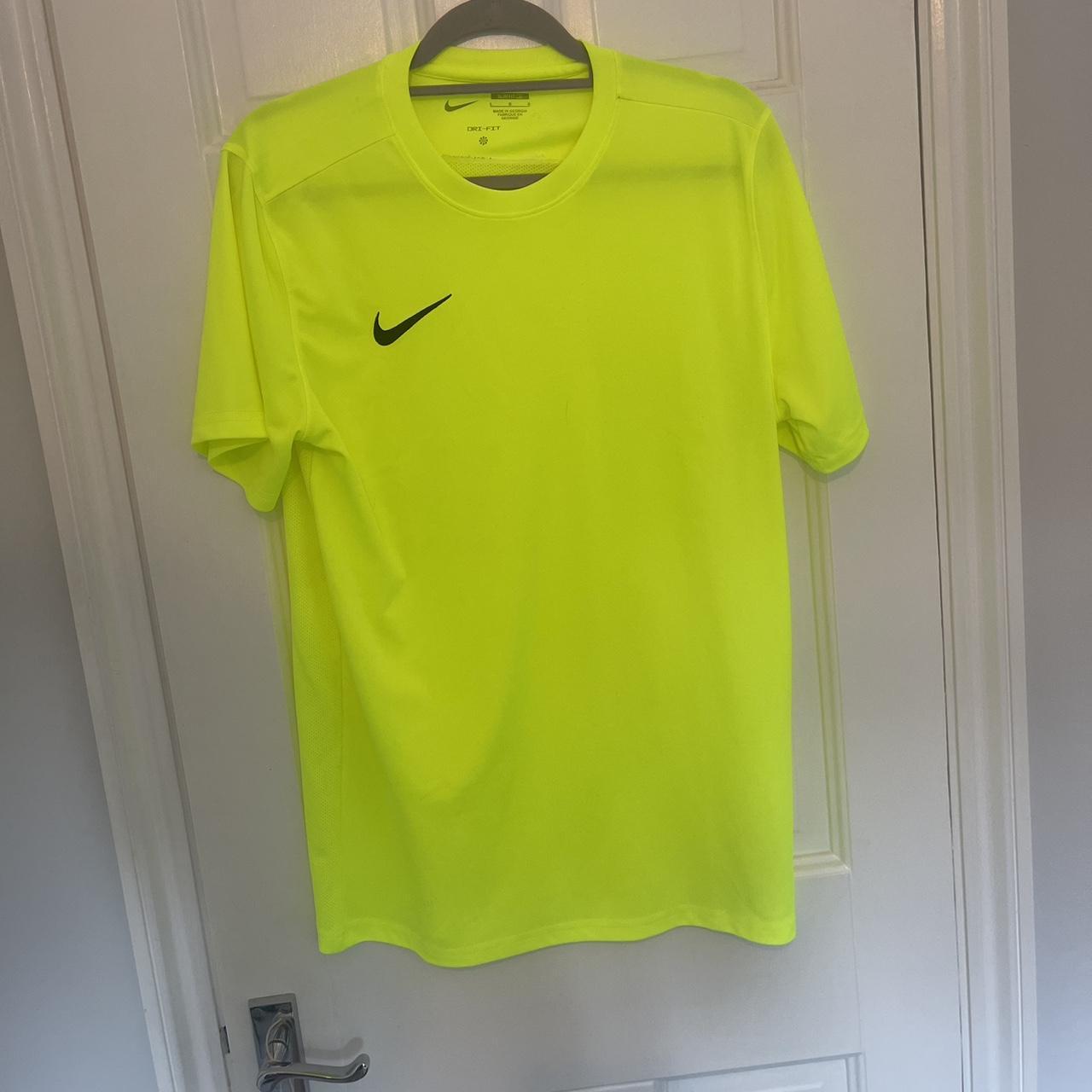 nike neon yellow shirt