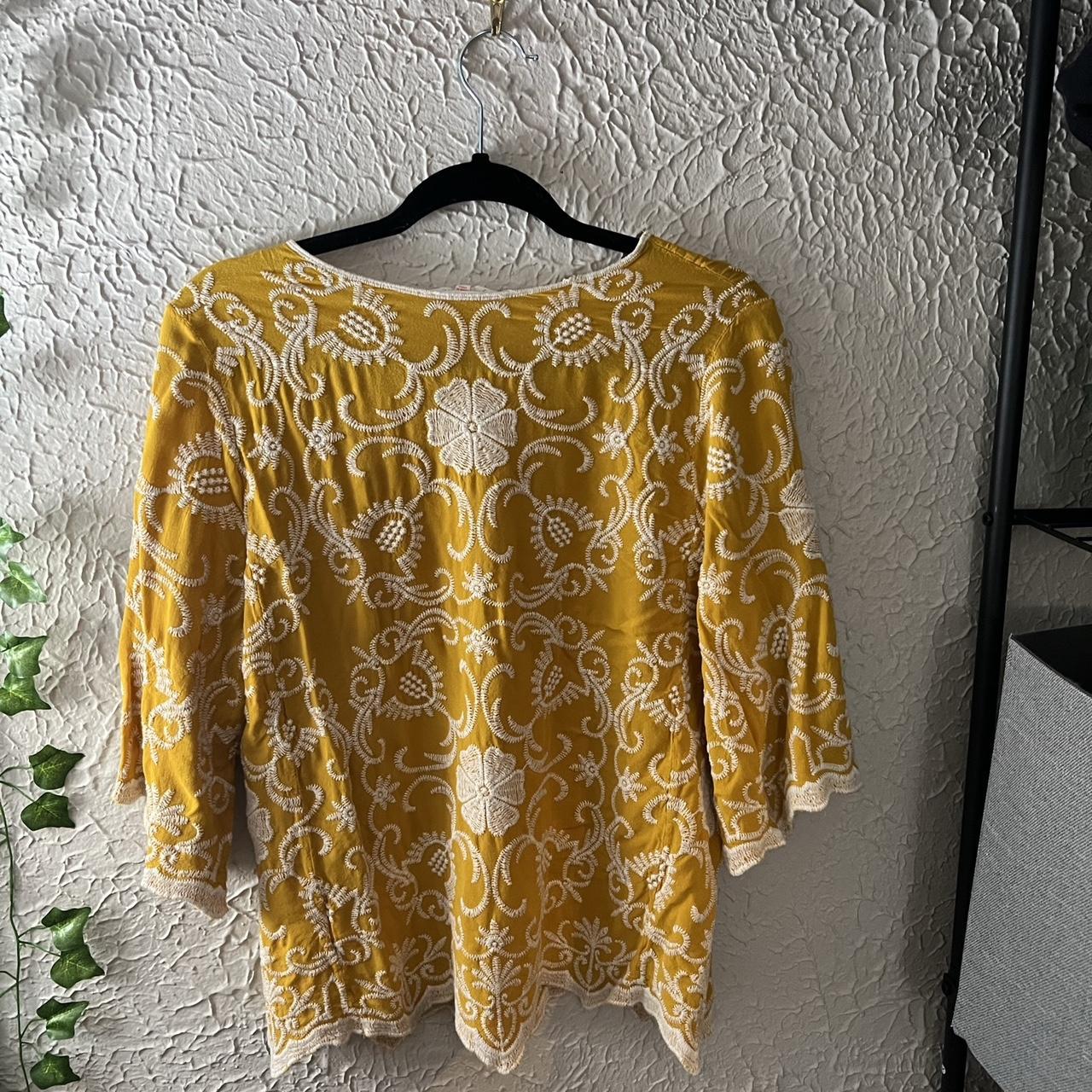 Solitaire yellow short sleeve top! I love the... - Depop