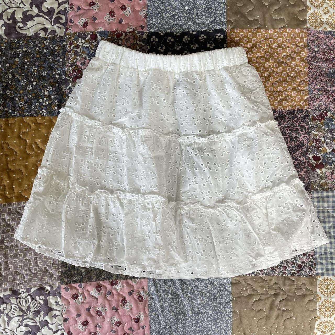 Flowy mini skirt xs best sale