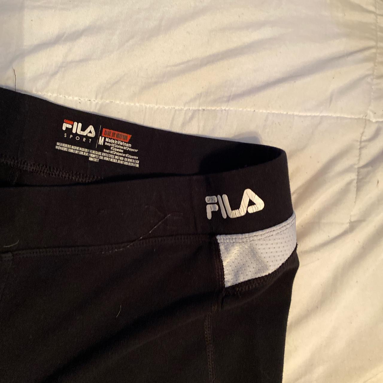 2000s Fila women’s leggings (flared), these will make
