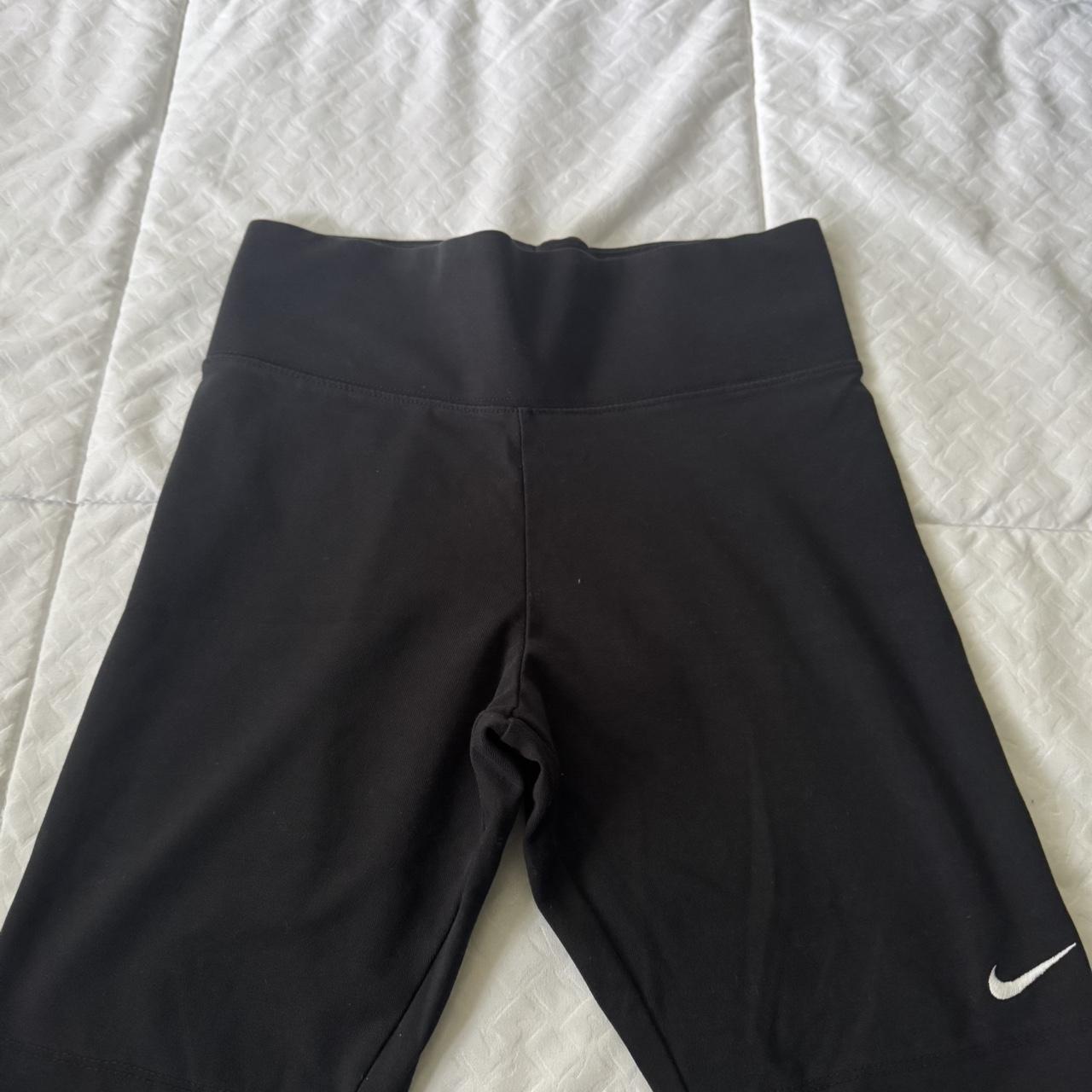 item listed by selahh18