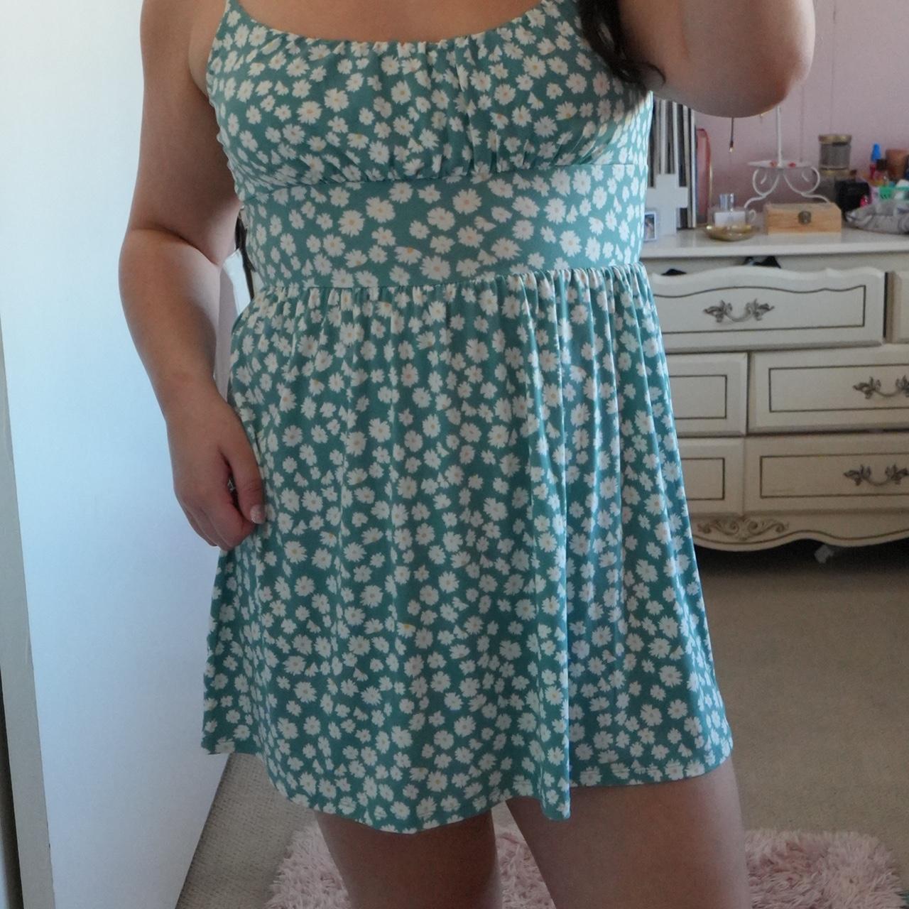 item listed by thriftsbylei