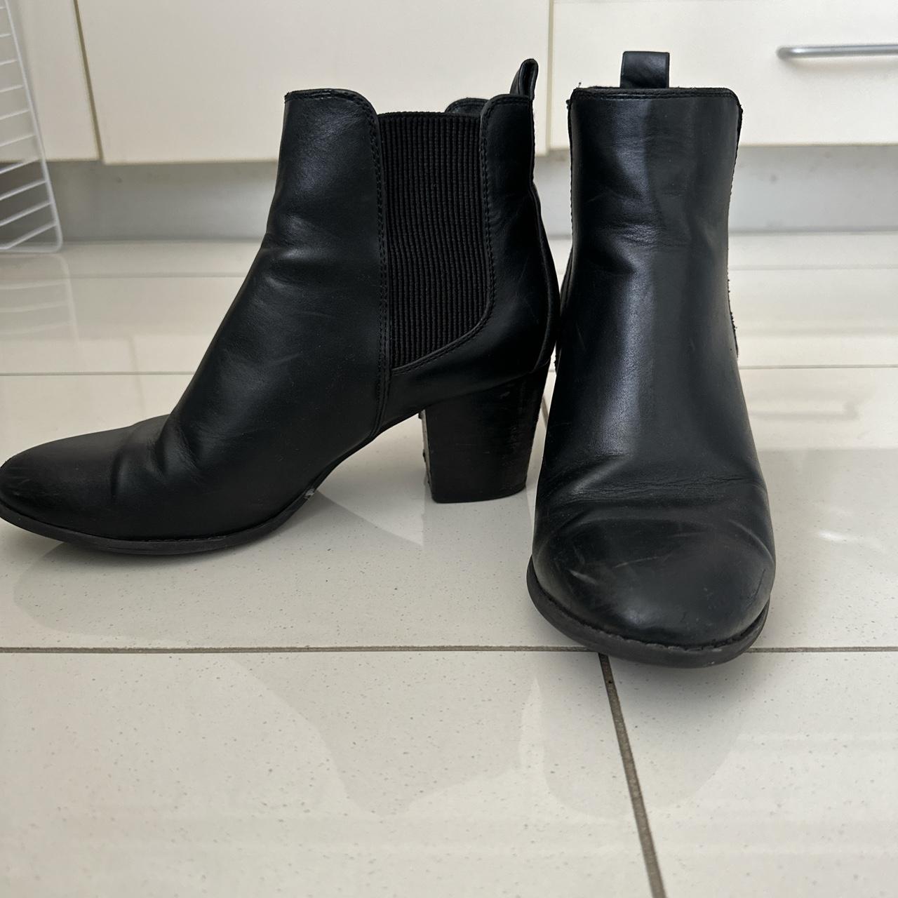 Novo ankle boots $20 including shipping SIZE AUS... - Depop