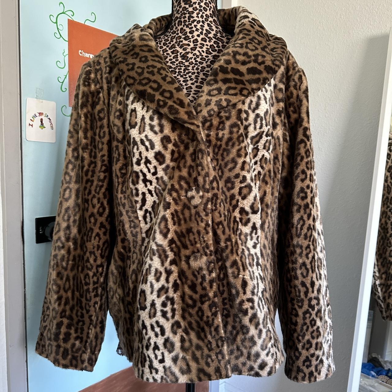 Lucky Brand Women's Small Faux Leopard Print Coat W/ - Depop