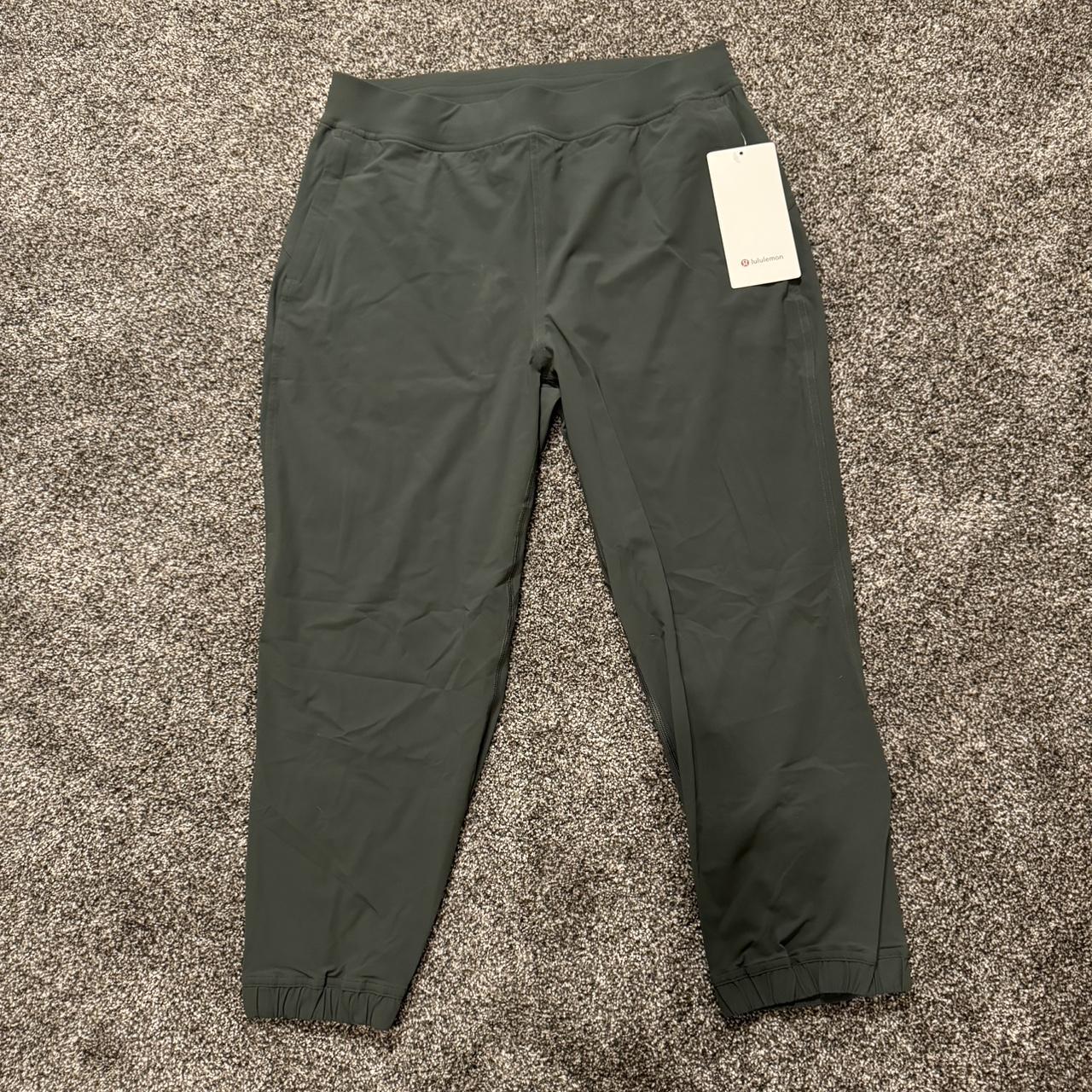 Lululemon Adapted State HR Cropped Joggers Size - Depop
