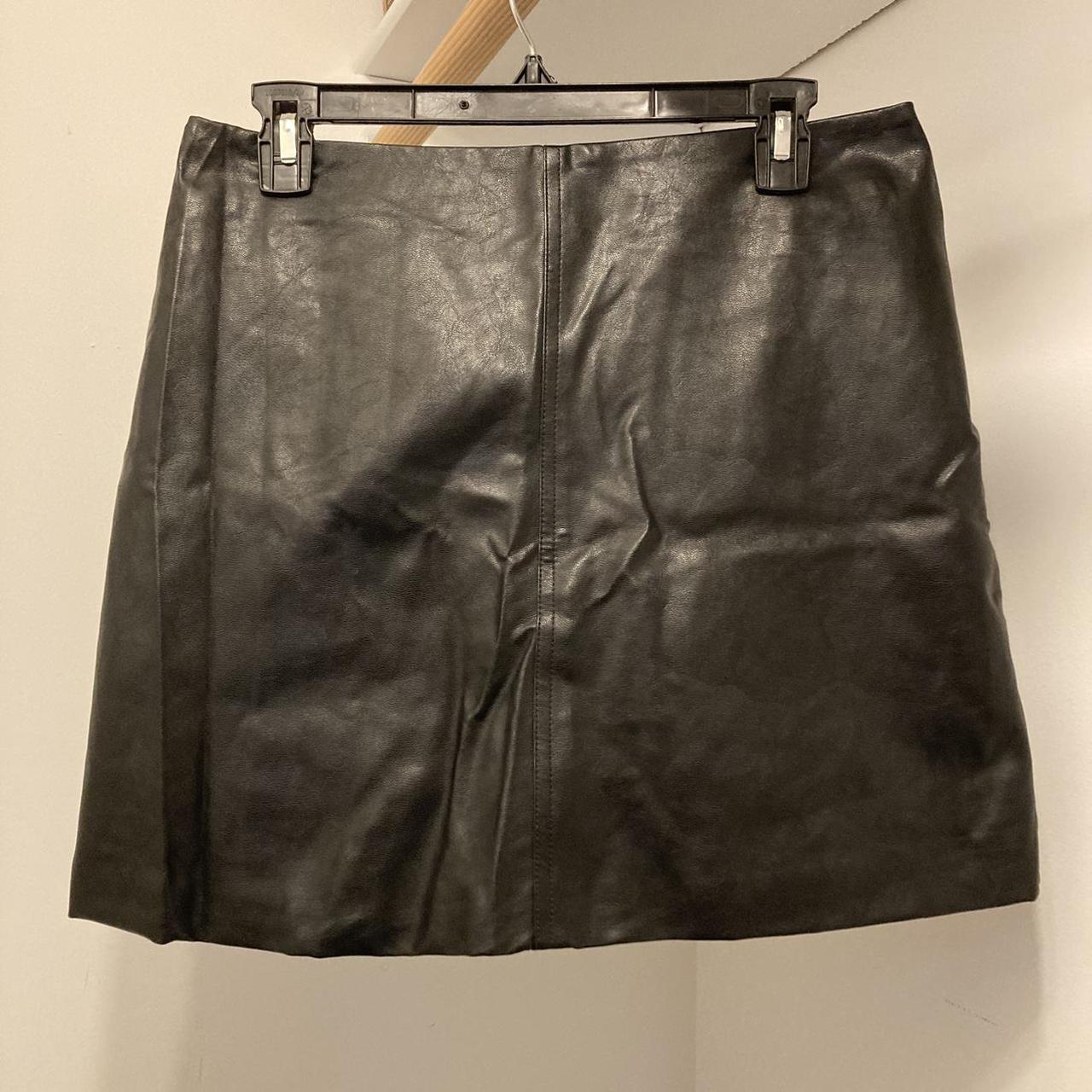 faux leather mini skirt great for a night out no... - Depop