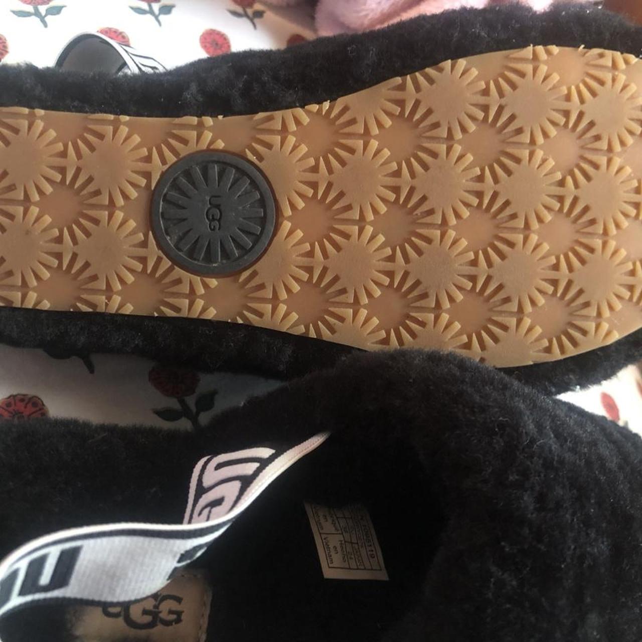 laton fur ugg slides