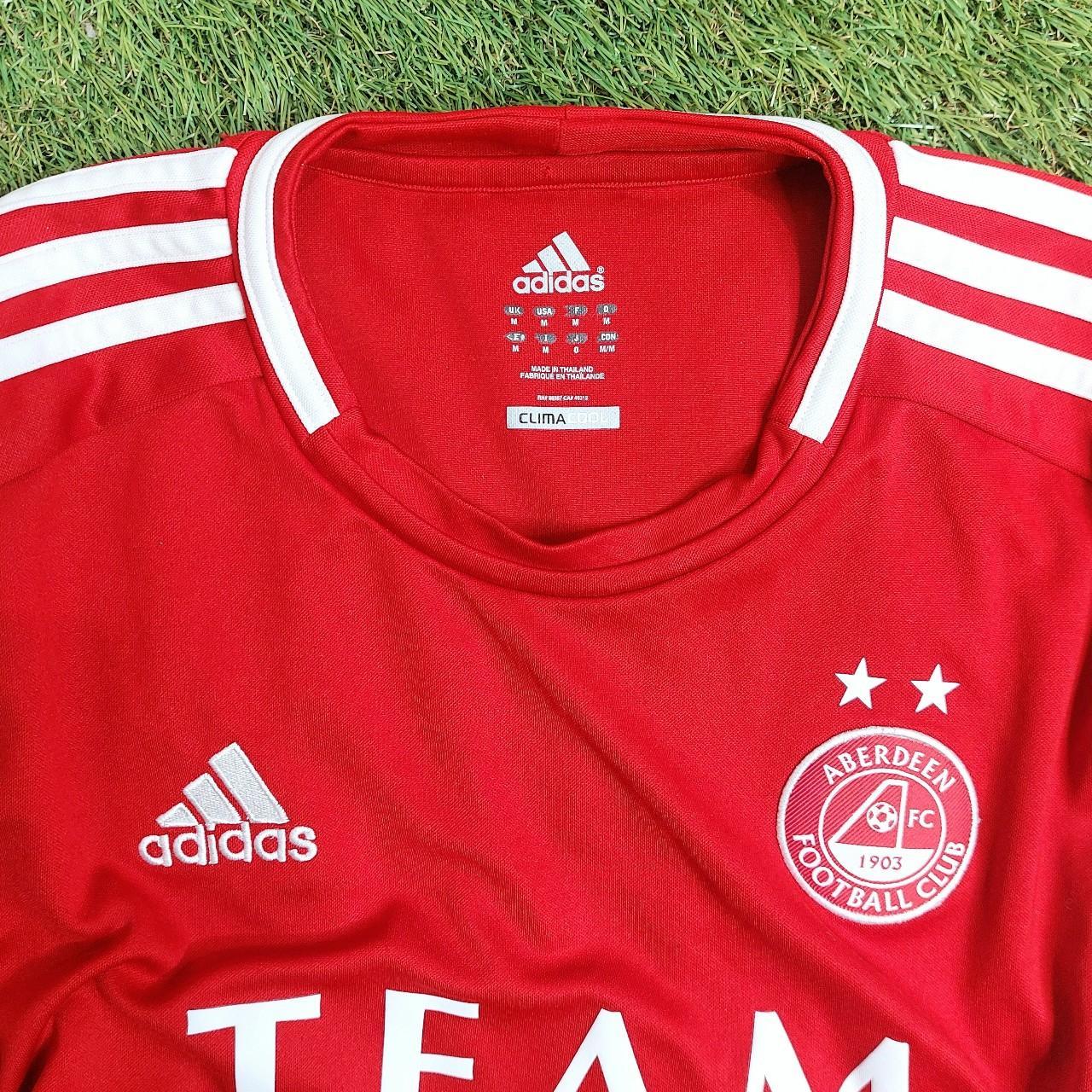 Adidas Men's Tshirt Depop