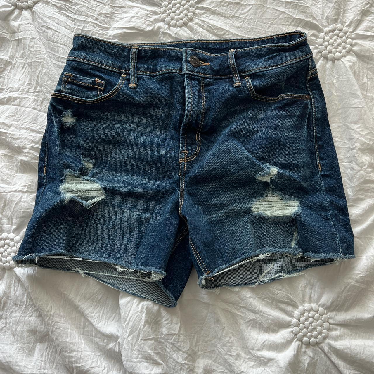 -High rise denim shorts -Material is stretchy, so... - Depop