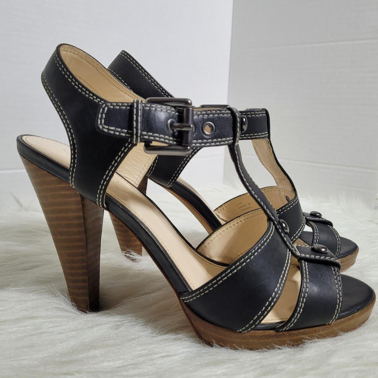 Coach best sale buckle sandal