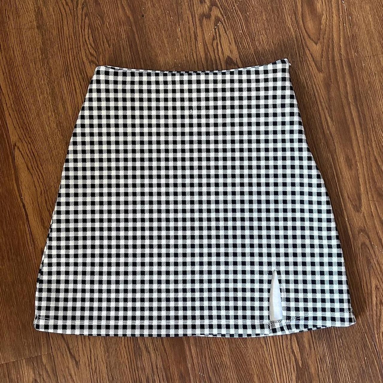 Princess Polly gingham skirt - no damage - stretchy... - Depop