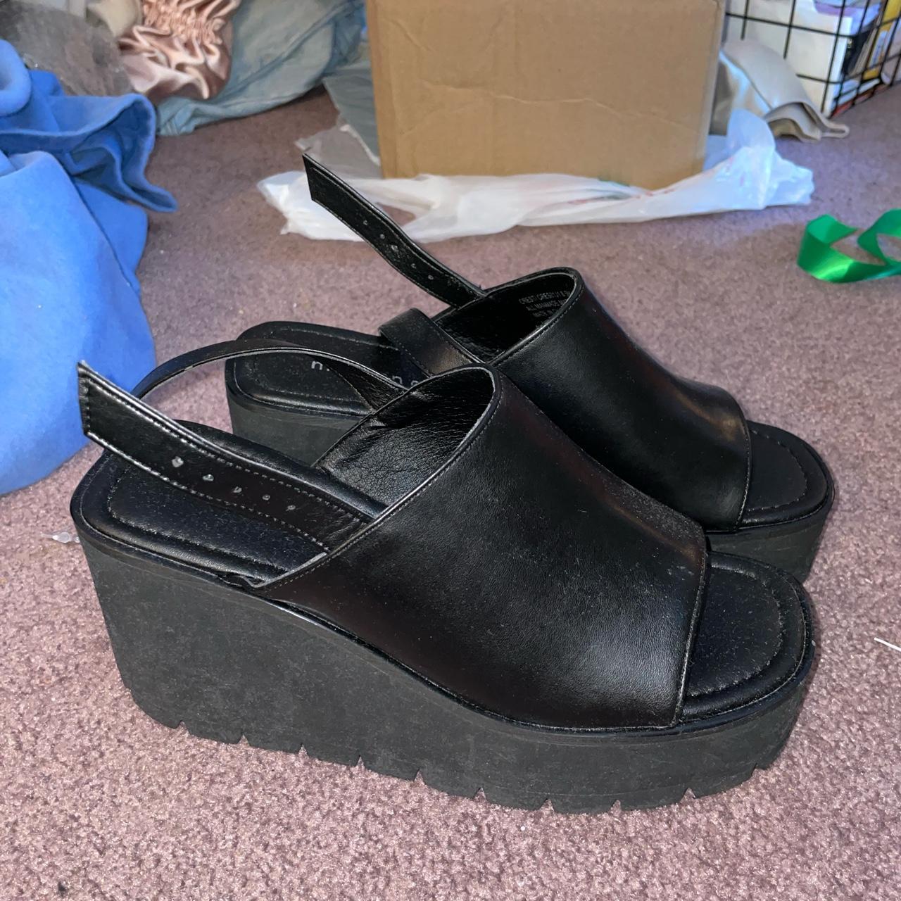 Madden Girl Women's Black Sandals Depop