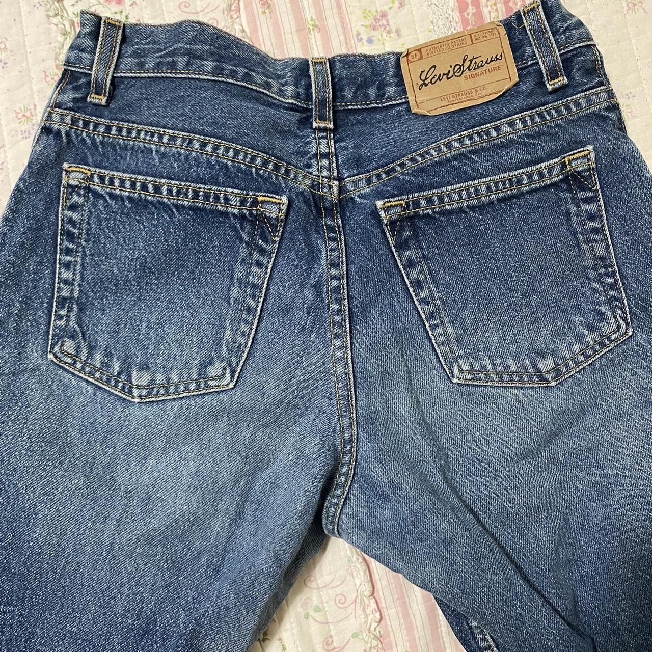 ⛴️ Levi’s Womens Jeans ⛴️ Size 6 Short ⛴️ Dark... - Depop