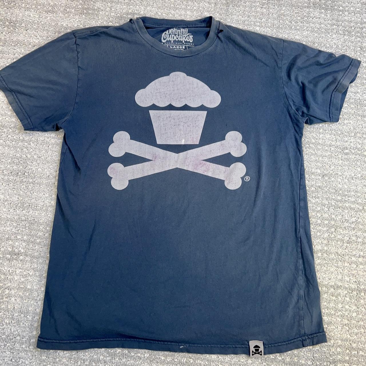 Johnny Cupcakes Men's Navy and Silver T-shirt