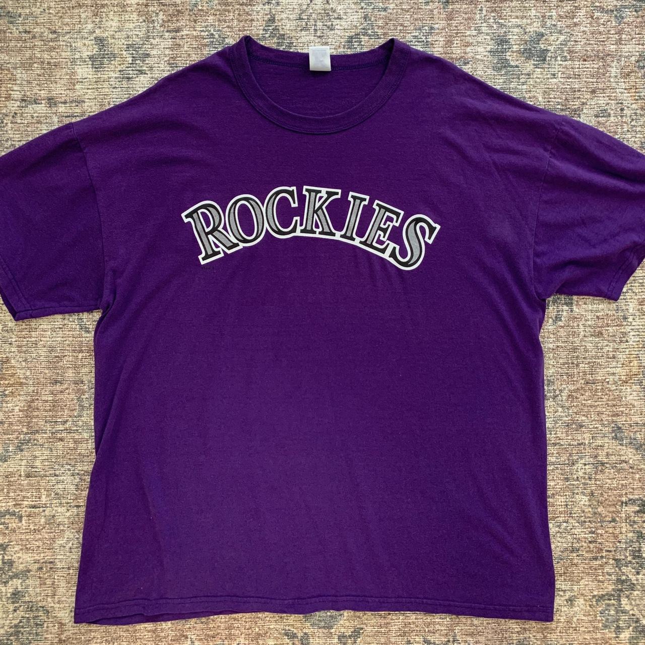 VINTAGE COLORADO ROCKIES TEE! SIZE LARGE! MESSAGE ME - Depop