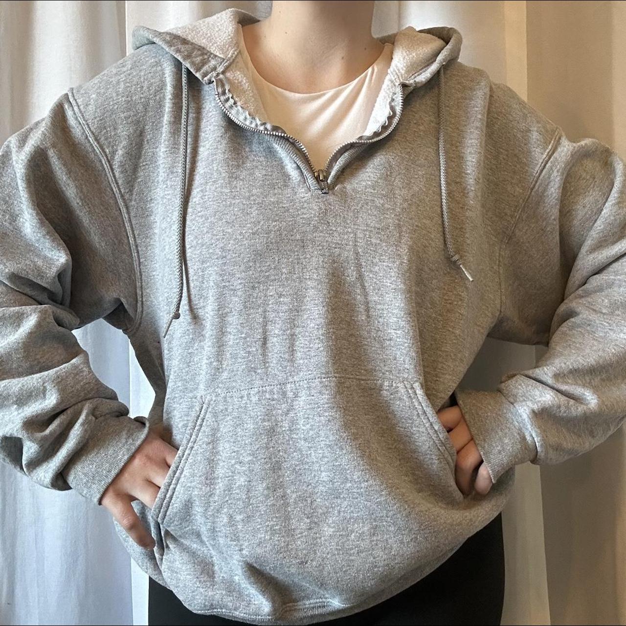 2000’s era gray Fruit of the Loom quarter-zip hoodie... - Depop