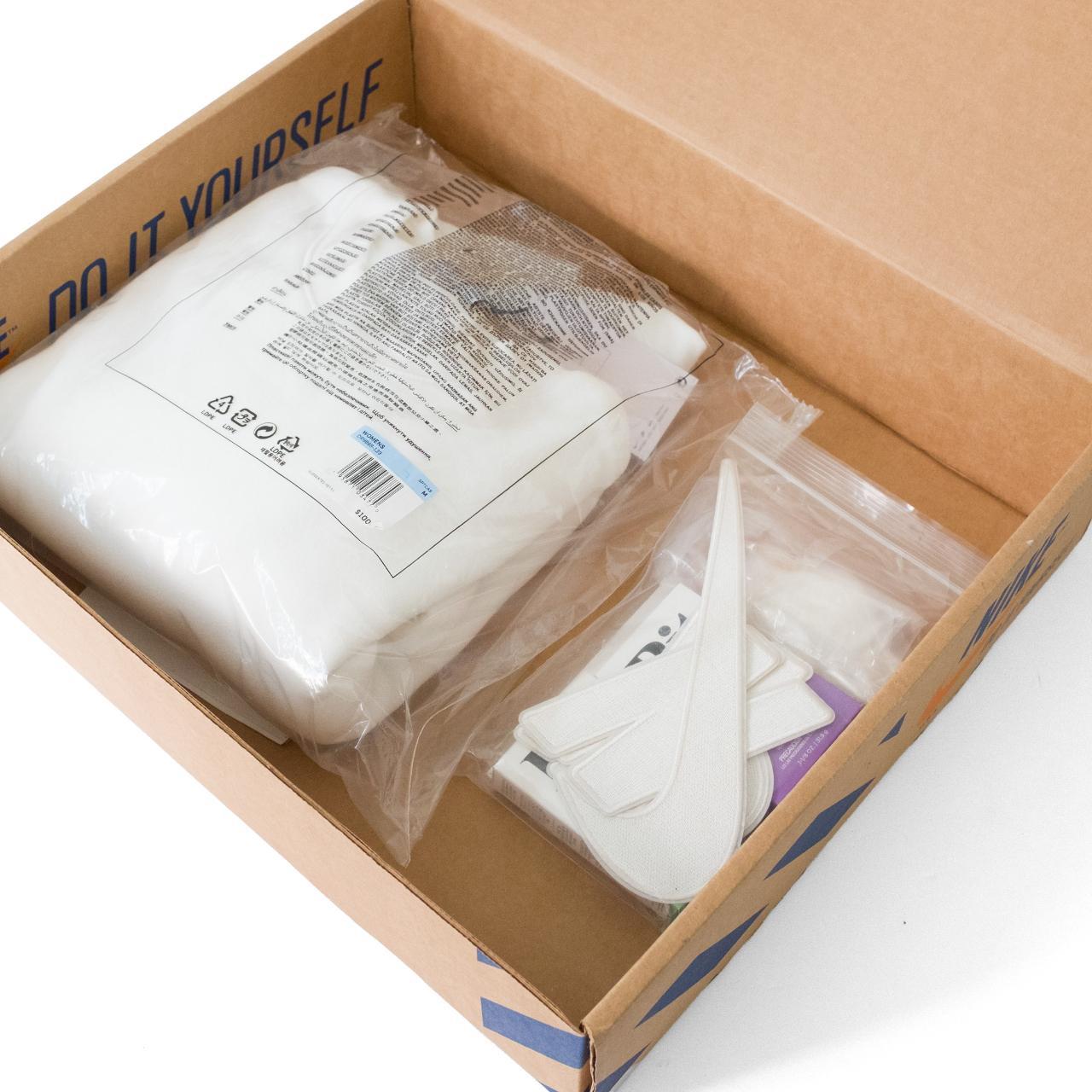 [M] Nike x RIT Do It Yourself Kit Women's Tie Dye... Depop