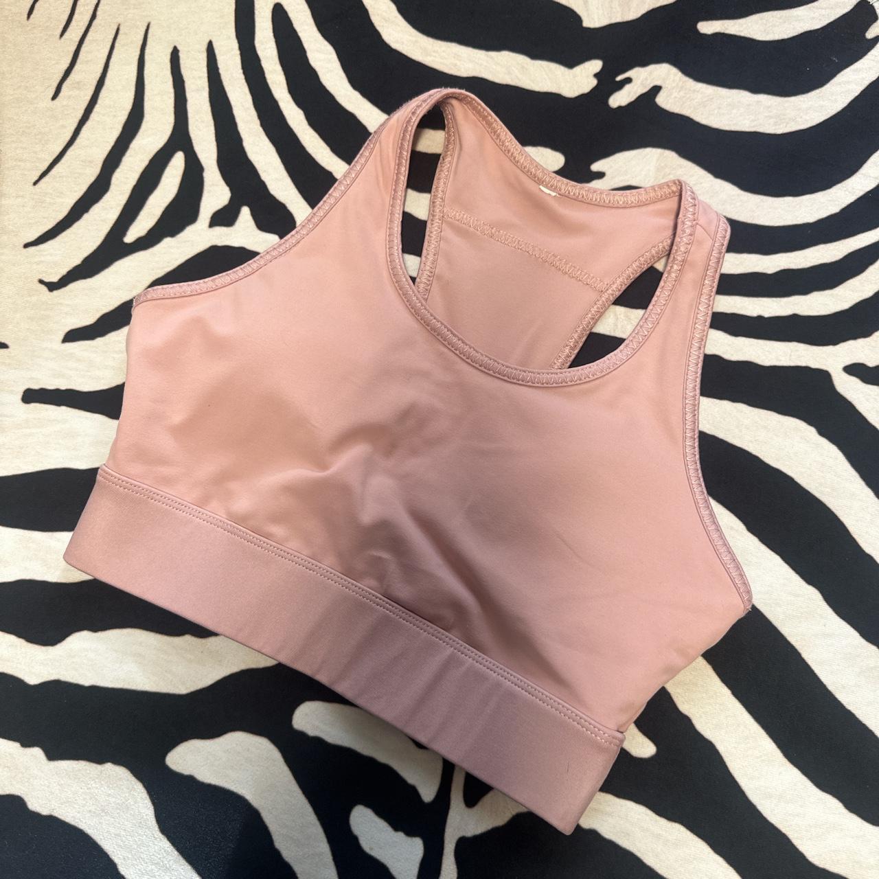 THE OLD ROSE FABLETICS SPORTS BRA Small. Will not - Depop
