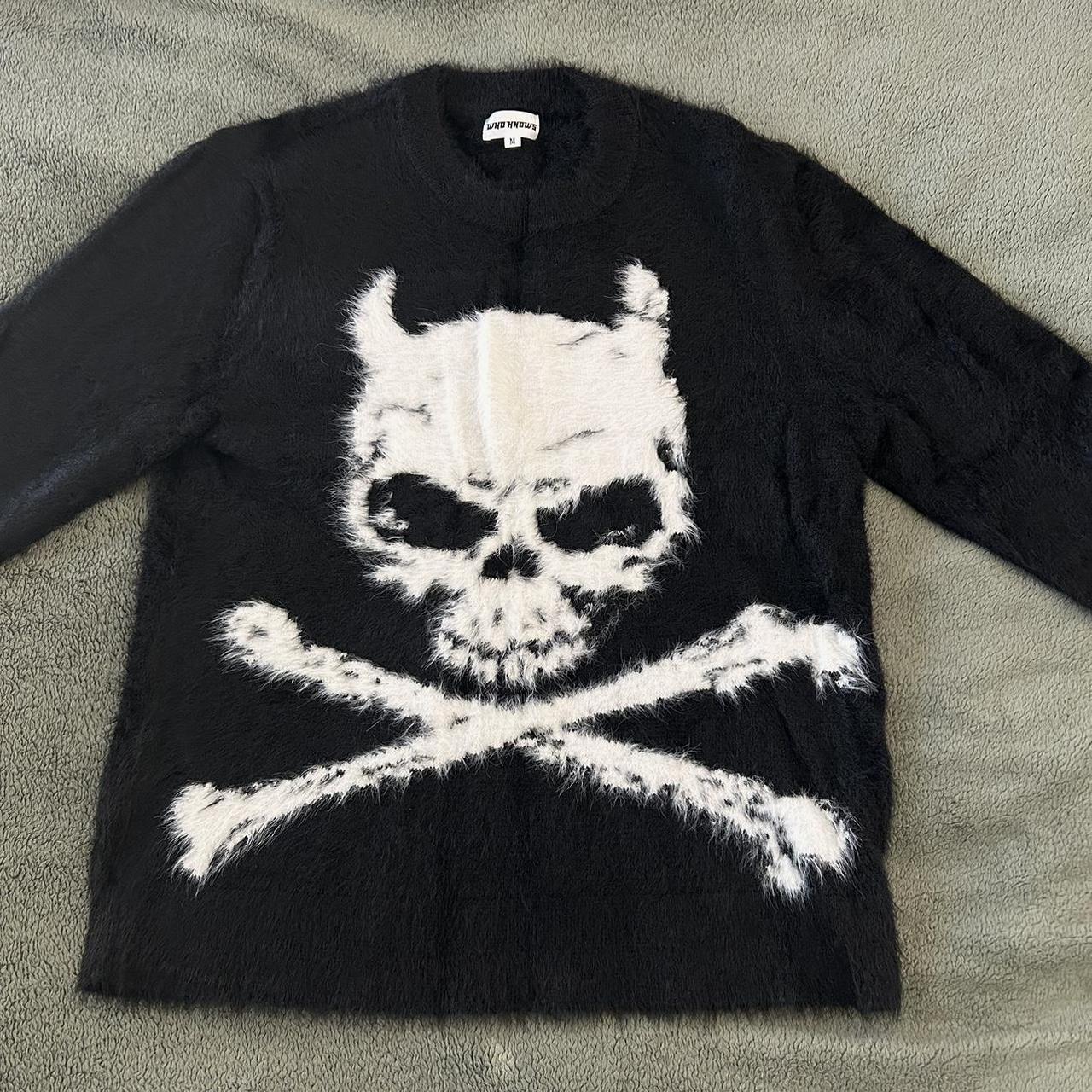 Skull and deals crossbones sweater