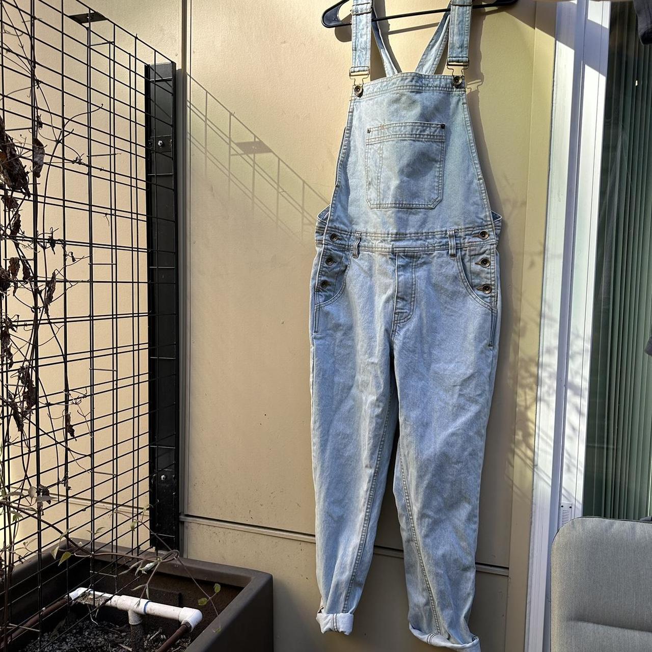 MENS BDG Overalls Size 30W Worn once! - Depop