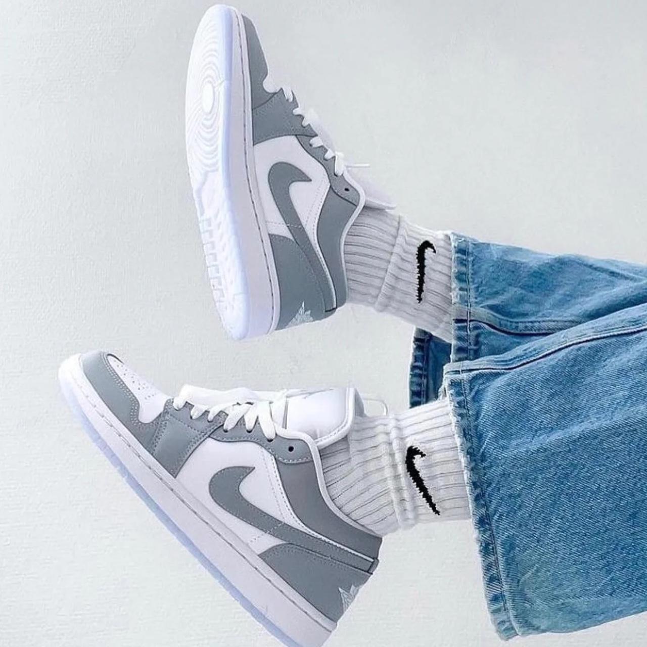 Jordan 1 Low White Wolf Gray W