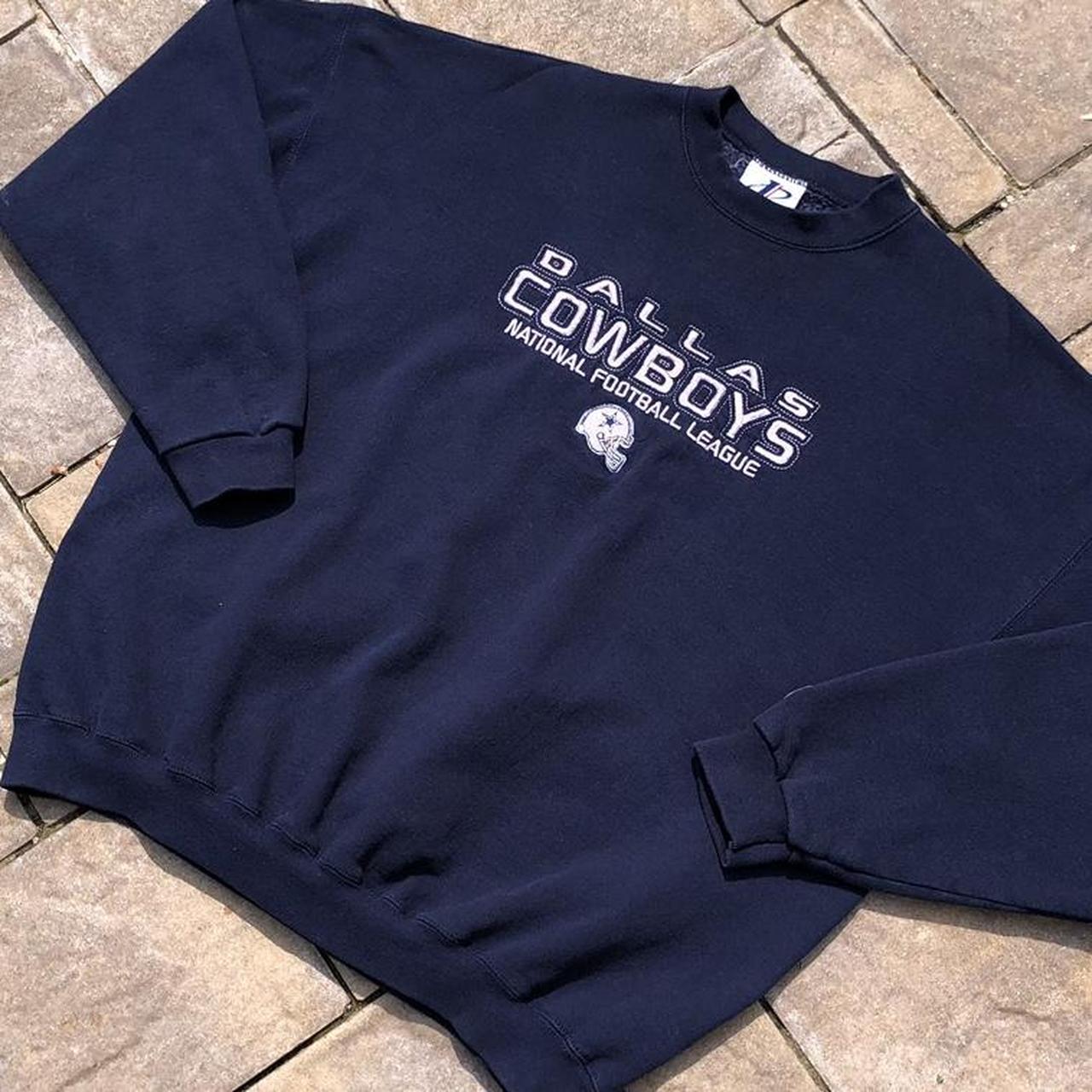 Vintage Embroidered Dallas Cowboys Sweatshirt (1990s)