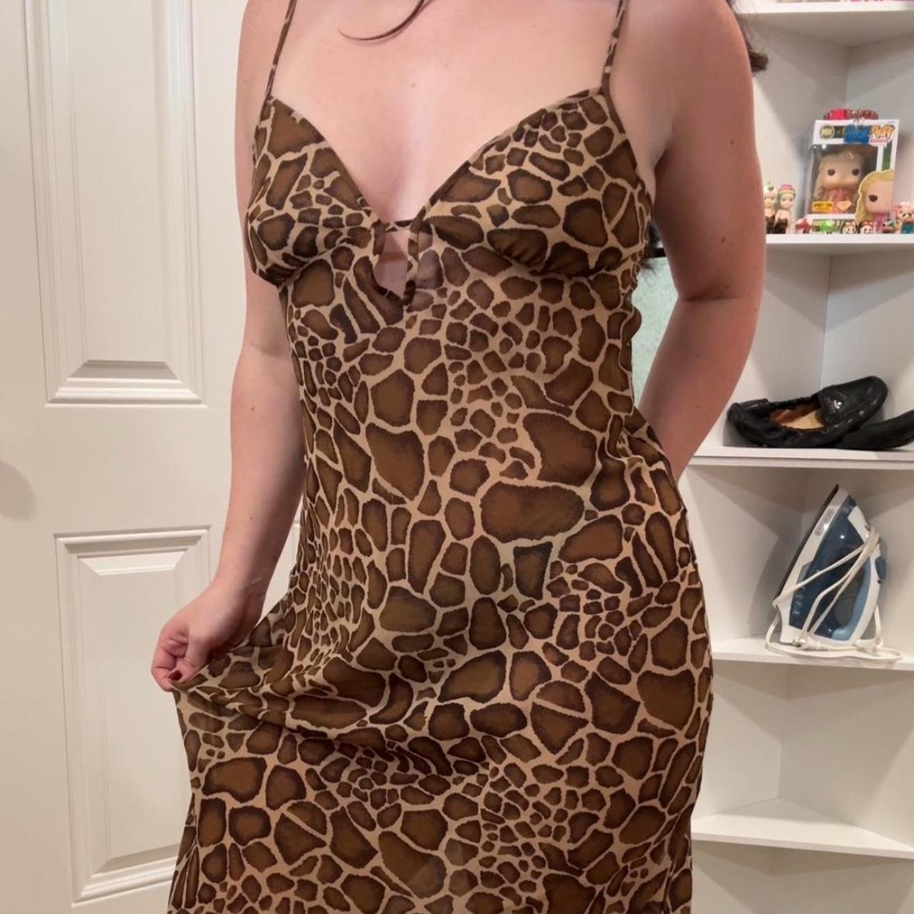 item listed by luckythelabel