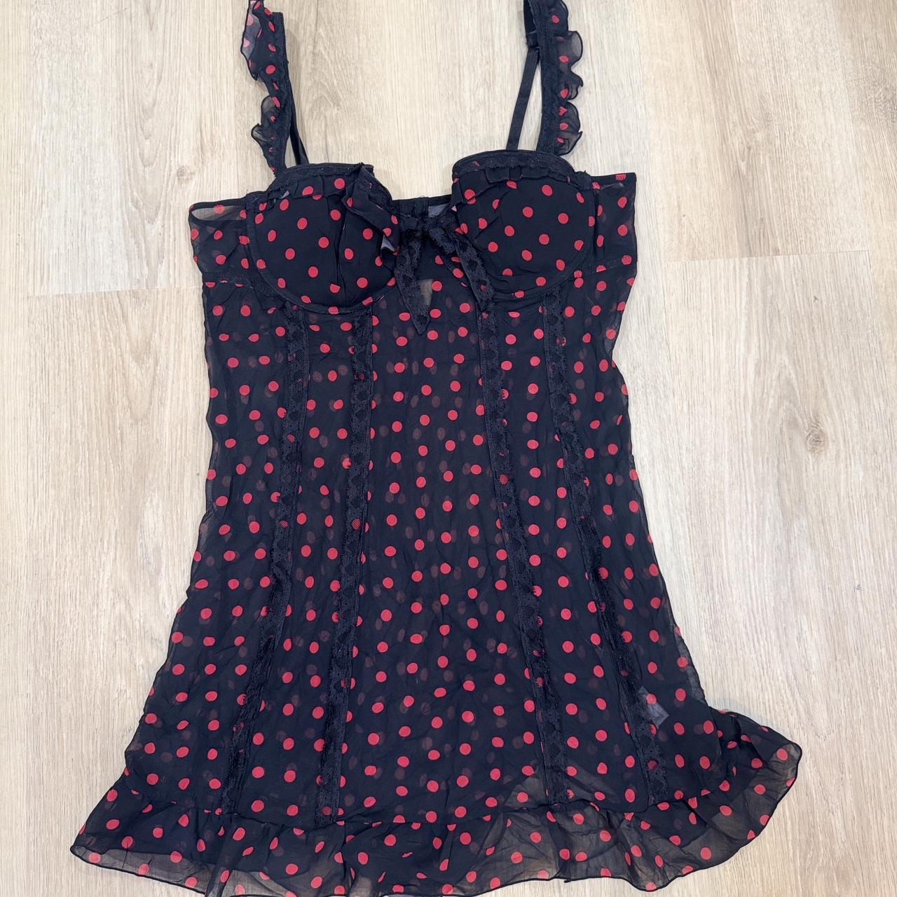 item listed by luckythelabel