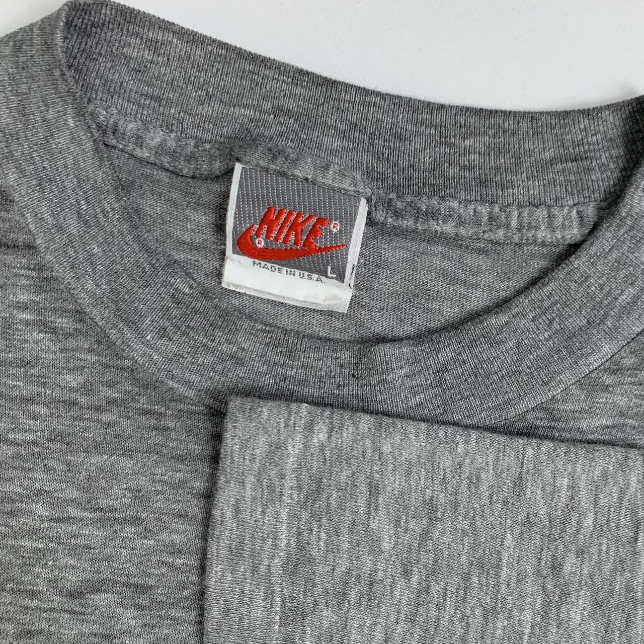 Nike Men's Grey T-shirt (4)